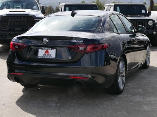 2023 Alfa Romeo Giulia Sprint RWD