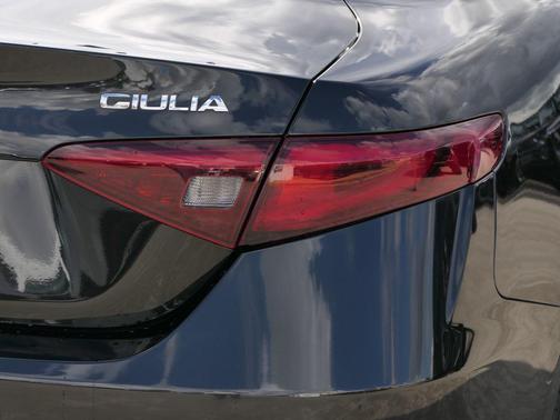 2023 Alfa Romeo Giulia Sprint RWD