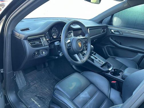 2024 Porsche Macan GTS