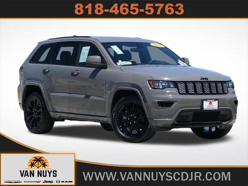 2022 Jeep Grand Cherokee Laredo