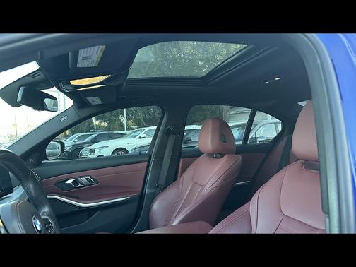 Portimao Blue Metallic 2023 BMW 330 330i
