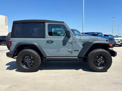 Anvil Clear Coat 2024 Jeep Wrangler Willys