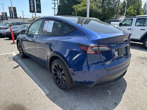 2024 Tesla Model Y Long Range Dual Motor All-Wheel Drive