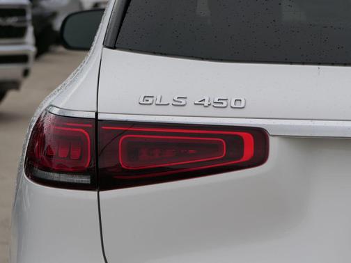 2023 Mercedes-Benz GLS 450 4MATIC