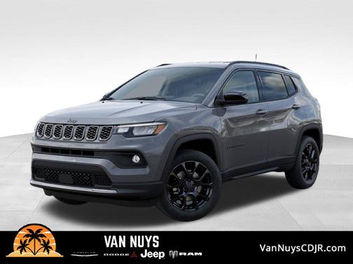 Gray Clearcoat 2027 Jeep Compass Latitude