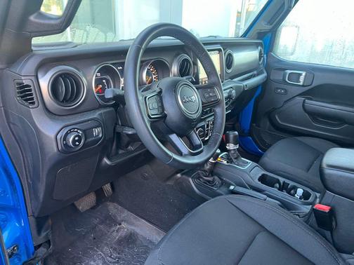 2023 Jeep Gladiator Willys 4x4