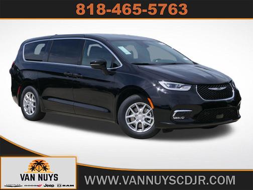Diamond Black 2026 Chrysler Pacifica L