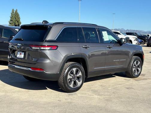 2022 Jeep Grand Cherokee 4xe Base