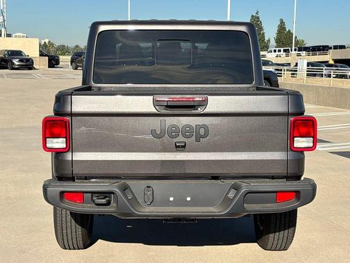2026 Jeep Gladiator Sport S