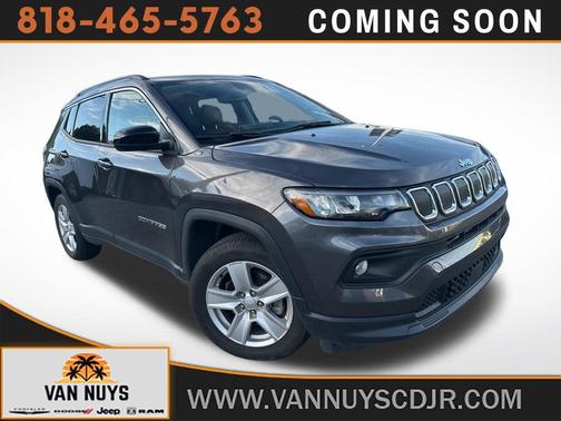 Granite Crystal Metallic Clearcoat 2022 Jeep Compass Latitude