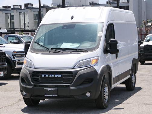 2025 RAM ProMaster 2500 Tradesman