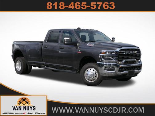 2026 RAM 3500 Tradesman Crew Cab 4x4 8' Box