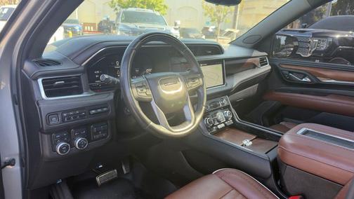 Sterling Metallic 2023 GMC Yukon Denali Ultimate