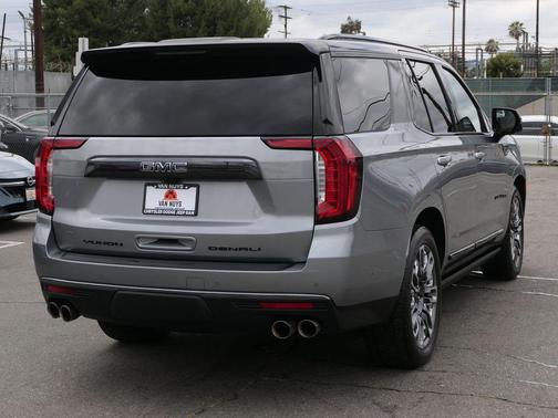 Sterling Metallic 2023 GMC Yukon Denali Ultimate
