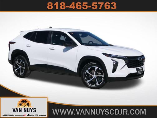 Summit White 2024 Chevrolet Trax FWD 1RS