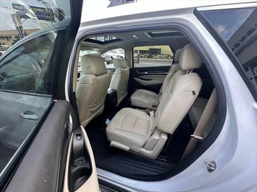 2020 Buick Enclave AWD Essence