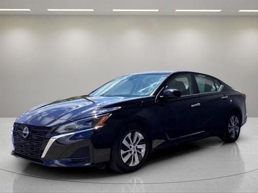 2022 Nissan Altima SR Intelligent AWD