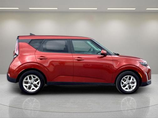 2023 Kia Soul S