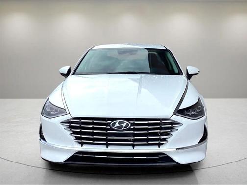 2023 Hyundai SONATA Hybrid SE