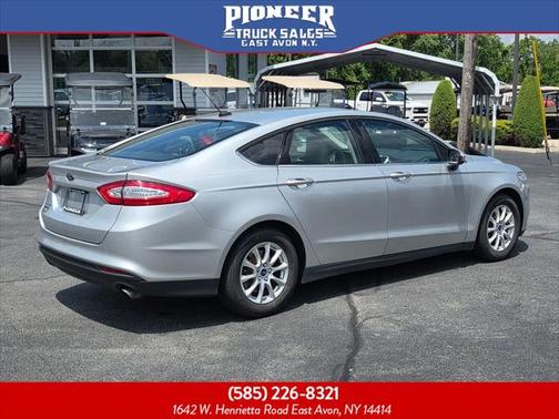2015 Ford Fusion S