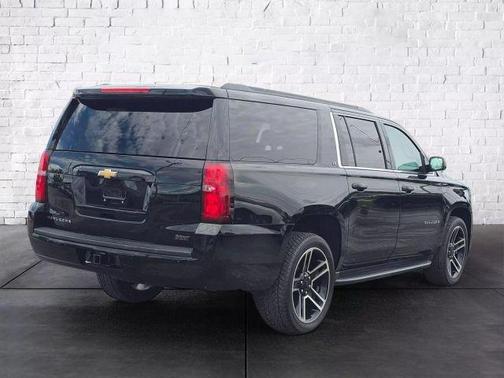 2018 Chevrolet Suburban LT
