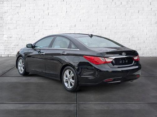 2012 Hyundai SONATA Limited