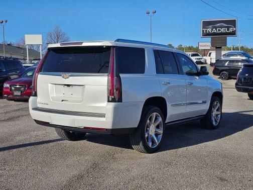 2018 Cadillac Escalade Premium Luxury