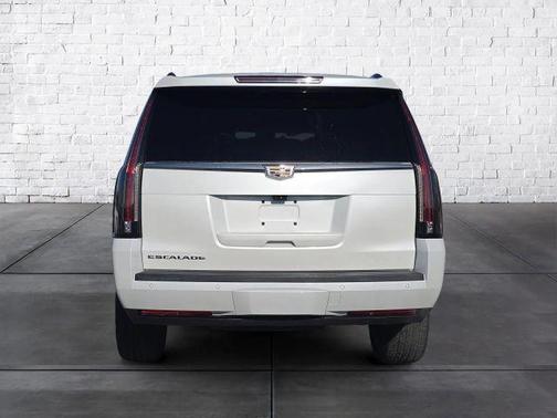 2018 Cadillac Escalade Premium Luxury