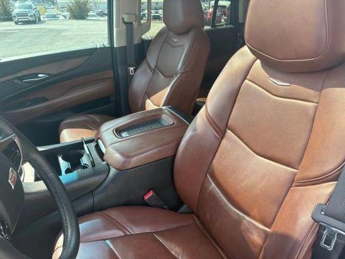 2018 Cadillac Escalade Premium Luxury