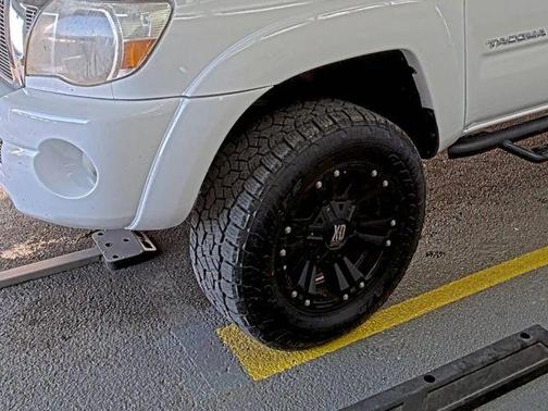 White 2006 Toyota Tacoma Double Cab