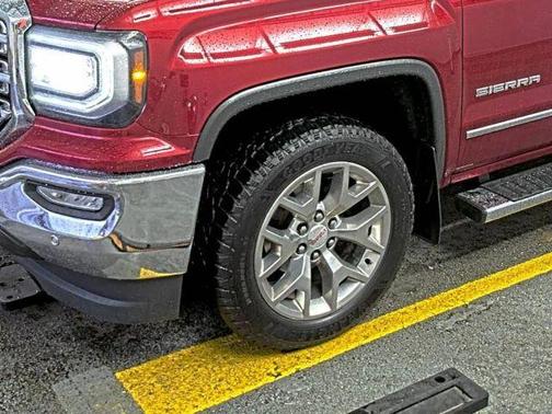 Red 2018 GMC Sierra 1500 SLT