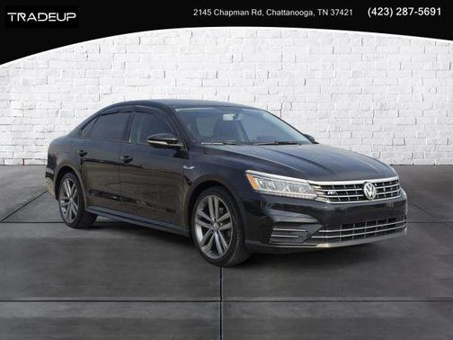 Deep Black Pearl Effect 2018 Volkswagen Passat 2.0T R-Line