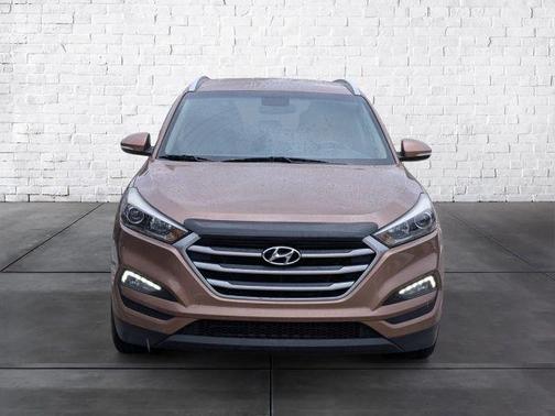 2017 Hyundai TUCSON SE Plus