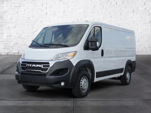 White 2025 RAM ProMaster 2500 Base