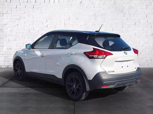 2019 Nissan Kicks SV