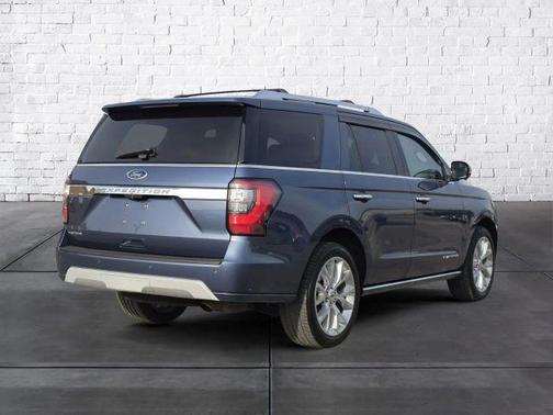Blue 2018 Ford Expedition Platinum