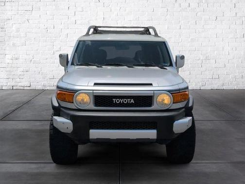 Silver 2007 Toyota FJ Cruiser