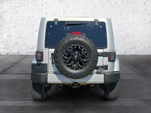 2012 Jeep Wrangler Unlimited Sahara