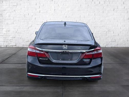 2017 Honda Accord Hybrid Touring
