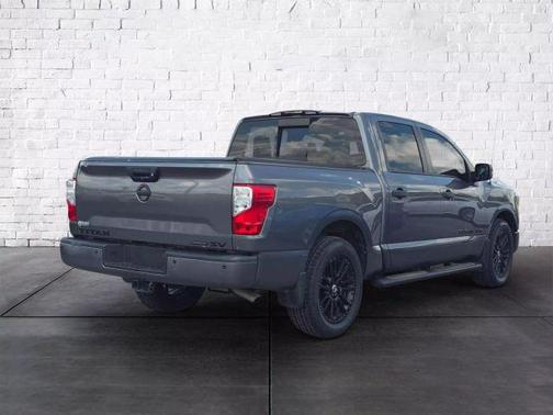 2019 Nissan Titan SV