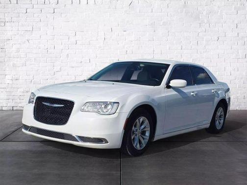 2015 Chrysler 300 Limited