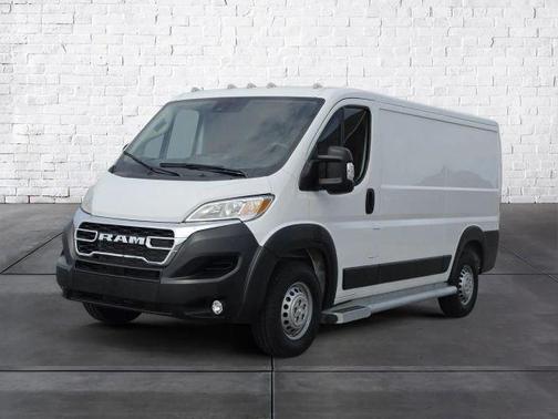White 2025 RAM ProMaster 2500 Base