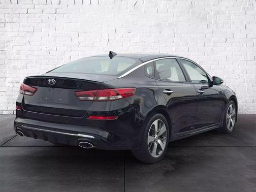 2019 Kia Optima S