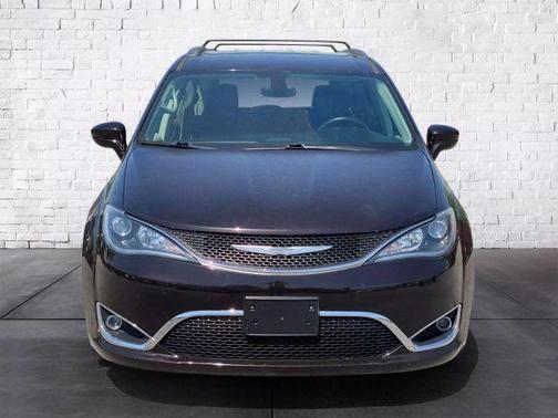 2018 Chrysler Pacifica Touring-L