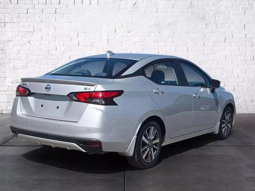 2020 Nissan Versa 1.6 SV