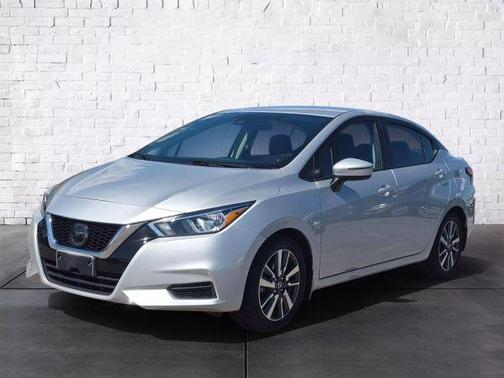2020 Nissan Versa 1.6 SV