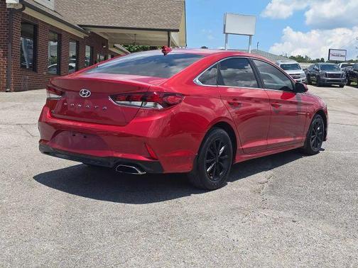 2019 Hyundai SONATA SE