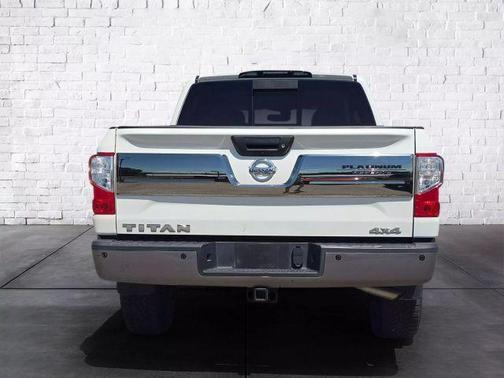 2017 Nissan Titan Platinum Reserve