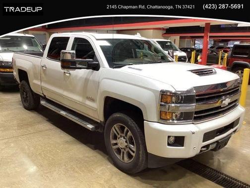 White 2018 Chevrolet Silverado 2500 High Country