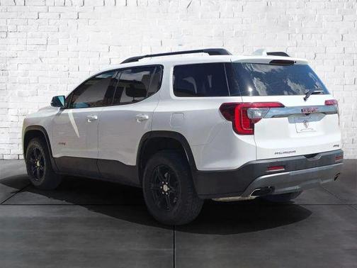 2021 GMC Acadia AT4